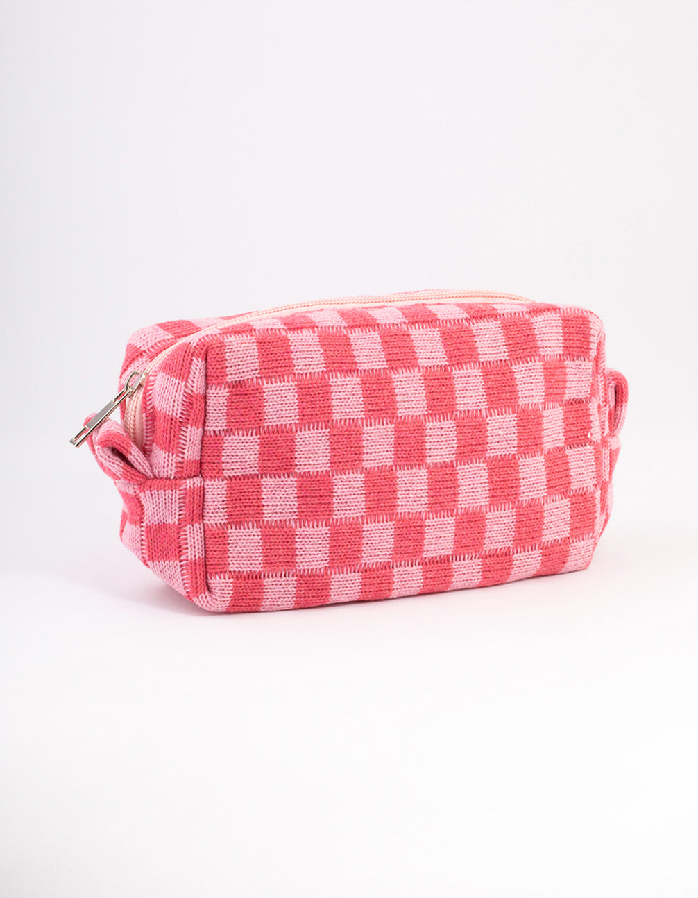 Fashionable Blush-Colored Checkered Pattern Cosmetic Case for Young Adults